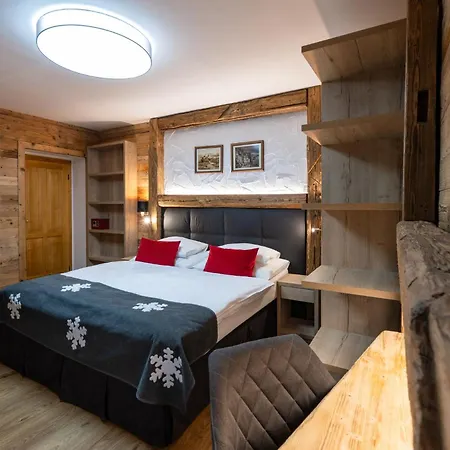 Olympie Hotel 3*