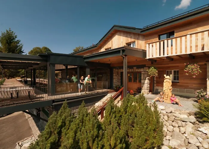 Olympie Hotell 3*